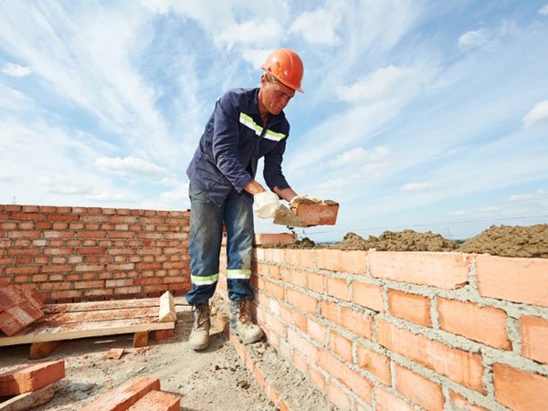 Ngủ mơ thấy xây nhà dự báo tương lai khởi sắc?
