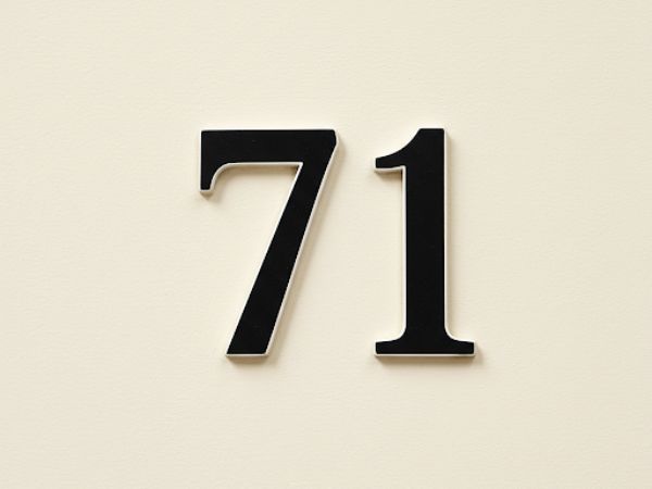 Ý nghĩa số 71 mơ thấy số 71 báo hiệu điềm may hay xui