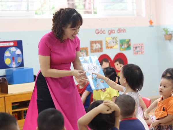 Chiêm bao thấy cô giáo cũ