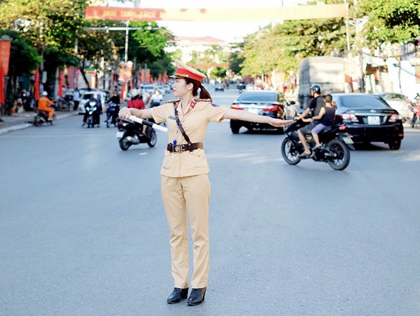 Nằm mơ thấy cảnh sát giao thông ẩn ý điều gì?
