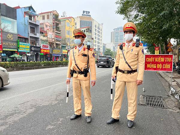 Nằm mơ thấy cảnh sát giao thông ẩn ý điều gì?