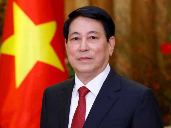 Mơ thấy chủ tịch nước là điềm báo may mắn hay tai họa?